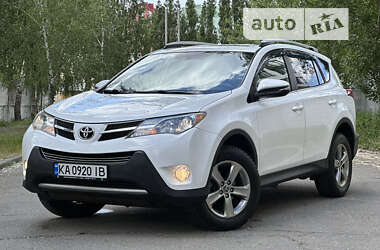 Позашляховик / Кросовер Toyota RAV4 2015 в Києві