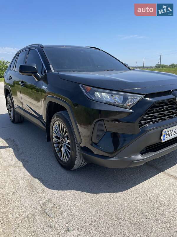 Позашляховик / Кросовер Toyota RAV4 2019 в Одесі