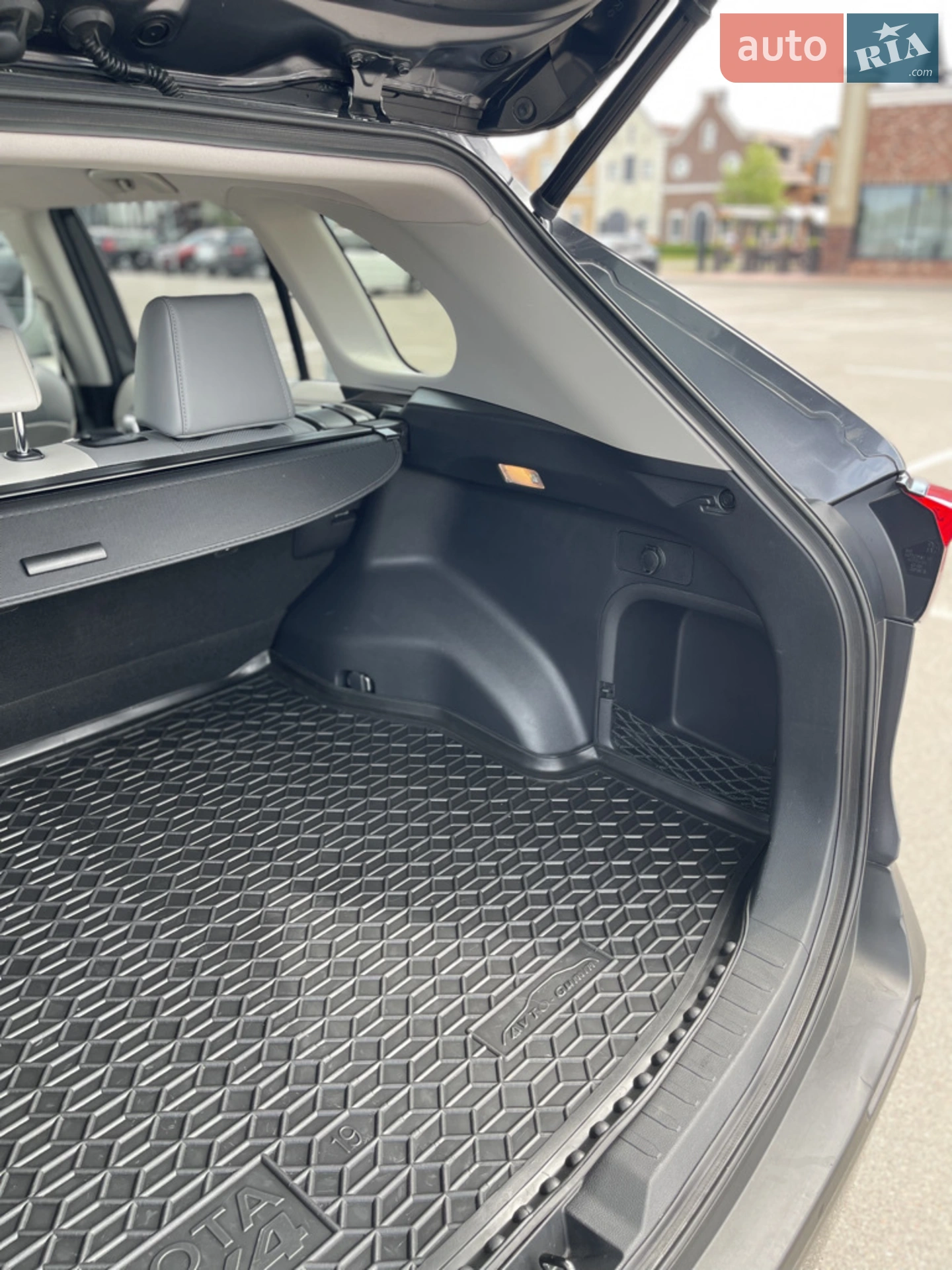 2019 Toyota RAV 4 - мініатюра 35