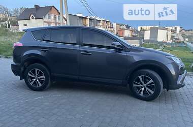 Внедорожник / Кроссовер Toyota RAV4 2016 в Тернополе