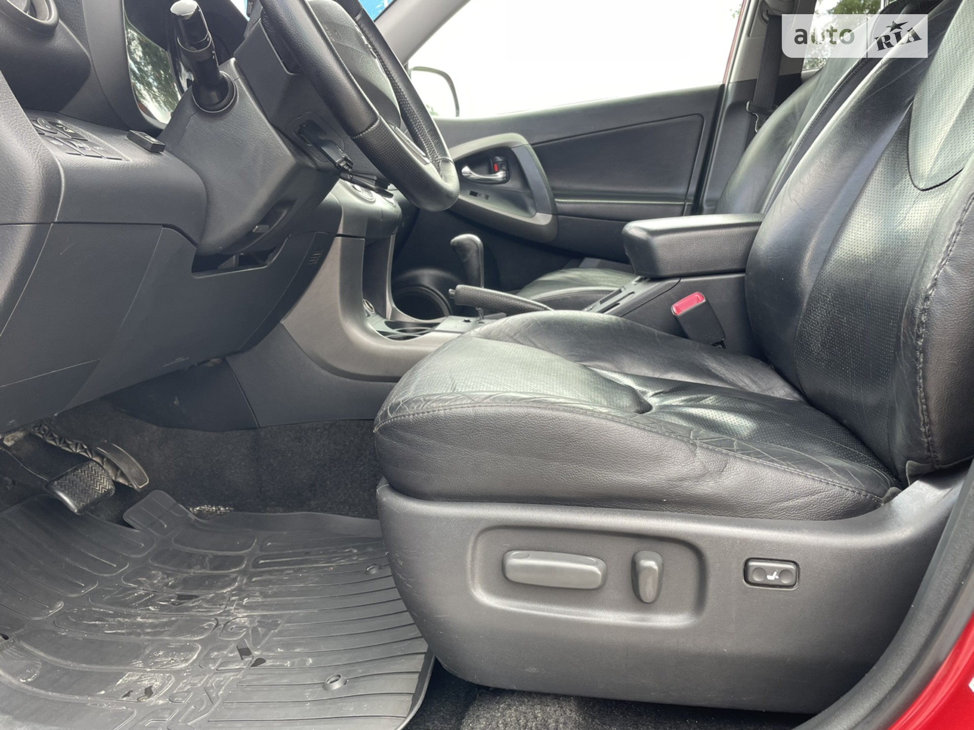 2011 Toyota RAV 4 - мініатюра 16