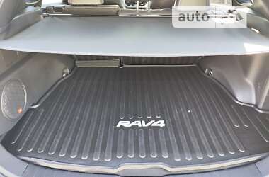 Внедорожник / Кроссовер Toyota RAV4 2023 в Полтаве