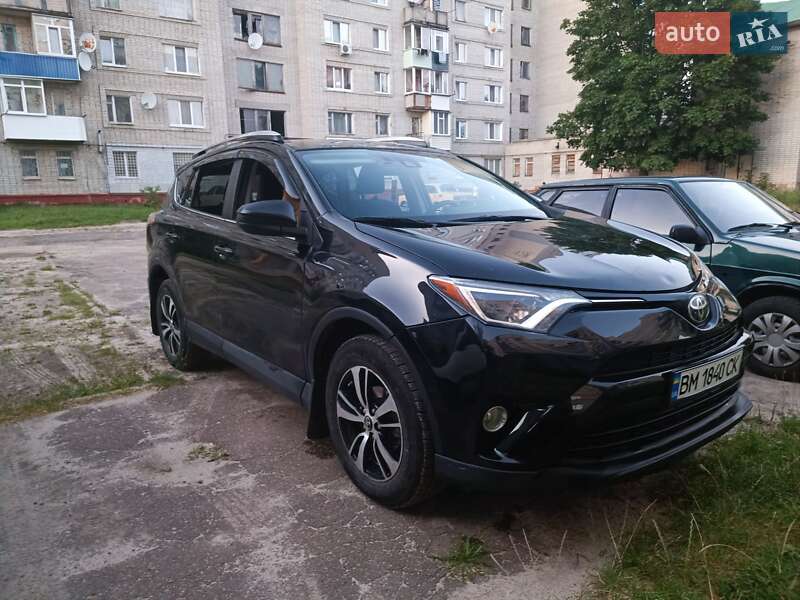 Позашляховик / Кросовер Toyota RAV4 2018 в Шостці