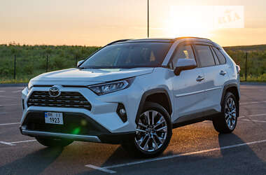 Toyota RAV4 2019