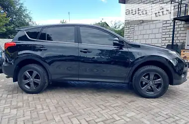 Toyota RAV4 2015