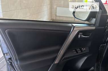 Позашляховик / Кросовер Toyota RAV4 2013 в Конотопі