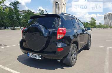 Позашляховик / Кросовер Toyota RAV4 2008 в Києві