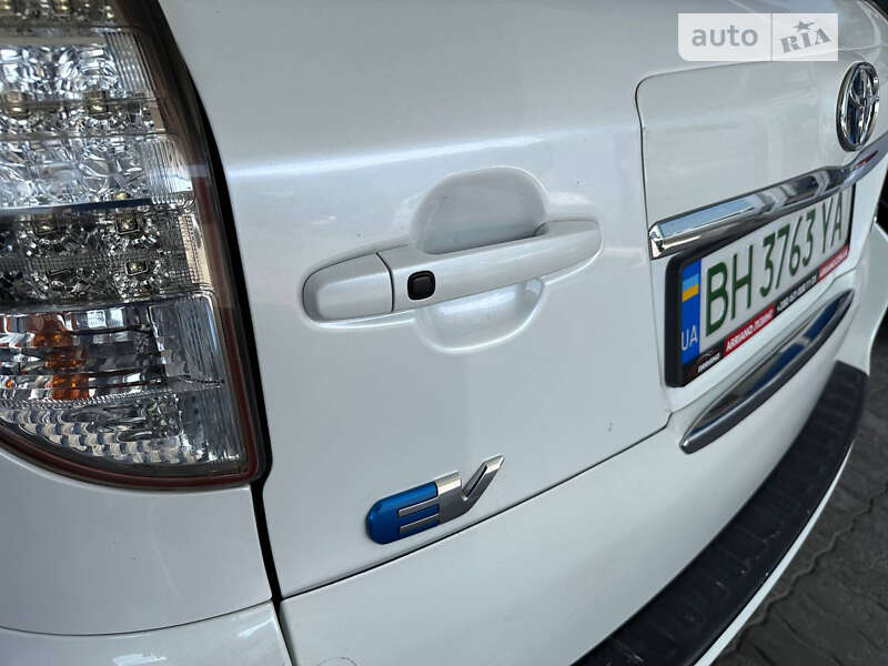 Внедорожник / Кроссовер Toyota RAV4 2012 в Одессе фото 9 Внедорожник / Кроссовер Toyota RAV4 2012 в Одессе