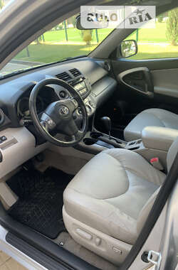 Внедорожник / Кроссовер Toyota RAV4 2008 в Днепре