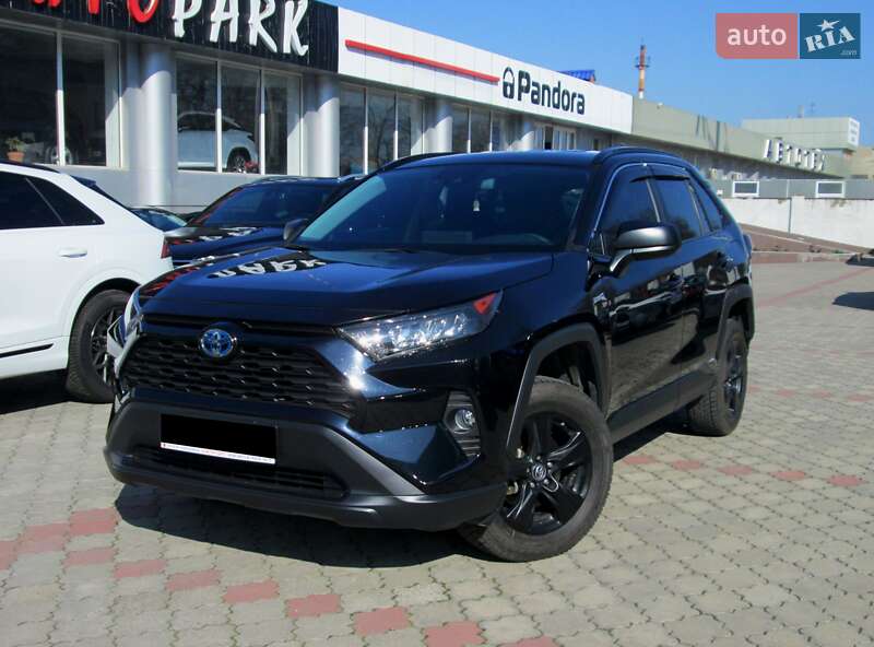 Позашляховик / Кросовер Toyota RAV4 2020 в Одесі