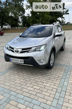 Позашляховик / Кросовер Toyota RAV4 2014 в Ізмаїлі