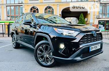 Позашляховик / Кросовер Toyota RAV4 2023 в Одесі