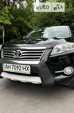 Внедорожник / Кроссовер Toyota RAV4 2012 в Мариуполе