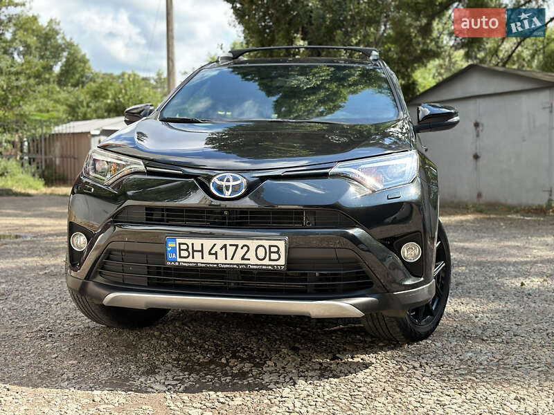 Позашляховик / Кросовер Toyota RAV4 2017 в Одесі