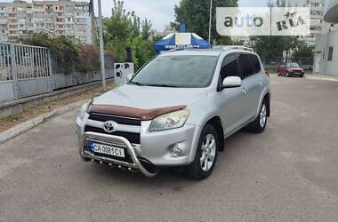 Внедорожник / Кроссовер Toyota RAV4 2010 в Черкассах