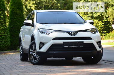 Позашляховик / Кросовер Toyota RAV4 2018 в Трускавці