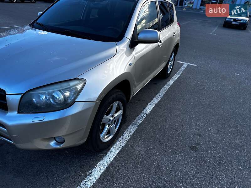 Позашляховик / Кросовер Toyota RAV4 2006 в Куп'янську