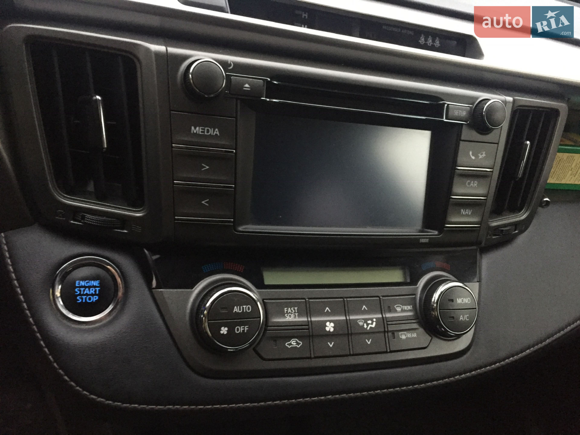 2015 Toyota RAV 4 - мініатюра 4