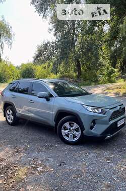 Позашляховик / Кросовер Toyota RAV4 2020 в Києві