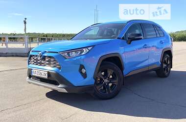 Позашляховик / Кросовер Toyota RAV4 2019 в Києві