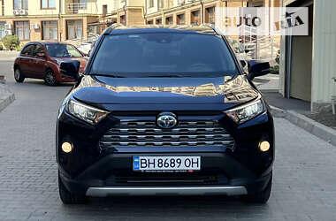 Внедорожник / Кроссовер Toyota RAV4 2021 в Одессе