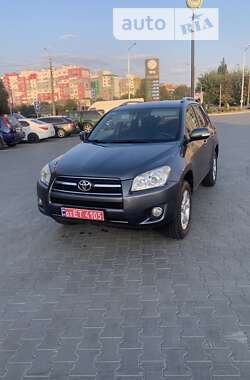 Позашляховик / Кросовер Toyota RAV4 2010 в Луцьку