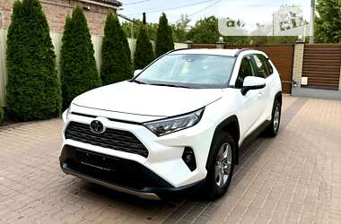 Внедорожник / Кроссовер Toyota RAV4 2023 в Киеве