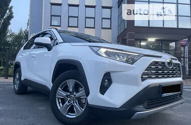 Позашляховик / Кросовер Toyota RAV4 2023 в Києві