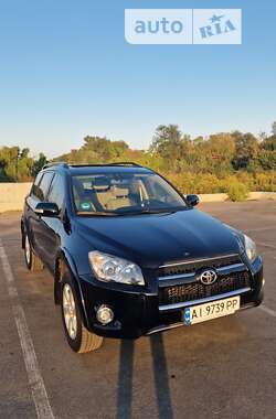 Внедорожник / Кроссовер Toyota RAV4 2009 в Ирпене