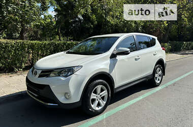 Позашляховик / Кросовер Toyota RAV4 2014 в Києві