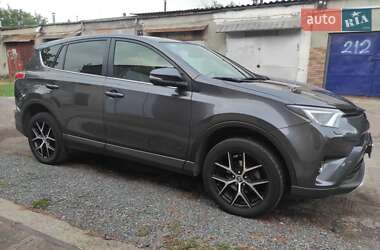 Toyota RAV4 2015