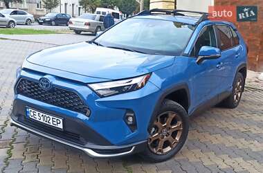 Позашляховик / Кросовер Toyota RAV4 2023 в Чернівцях