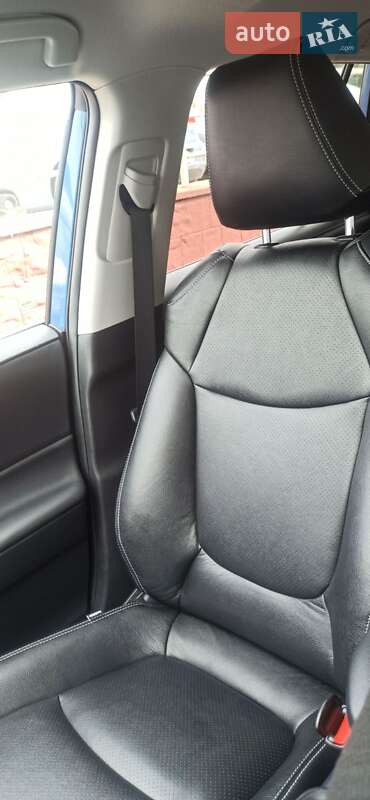Позашляховик / Кросовер Toyota RAV4 2023 в Чернівцях