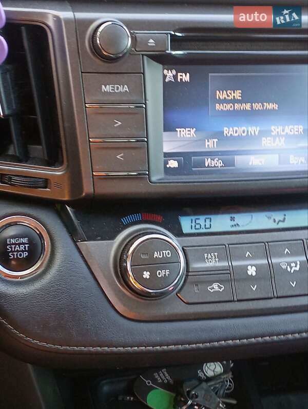 Внедорожник / Кроссовер Toyota RAV4 2015 в Ровно фото 11 Внедорожник / Кроссовер Toyota RAV4 2015 в Ровно