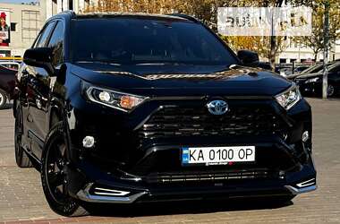 Внедорожник / Кроссовер Toyota RAV4 2021 в Днепре