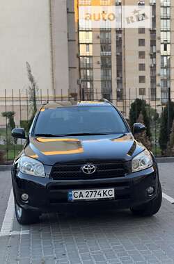 Внедорожник / Кроссовер Toyota RAV4 2007 в Черкассах