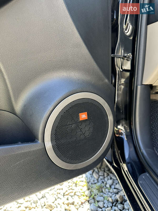 Позашляховик / Кросовер Toyota RAV4 2008 в Івано-Франківську