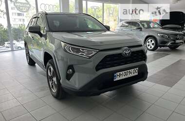 Позашляховик / Кросовер Toyota RAV4 2021 в Одесі