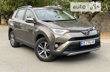 Позашляховик / Кросовер Toyota RAV4 2018 в Києві