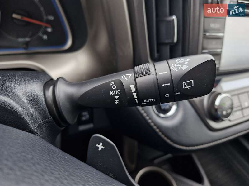 Внедорожник / Кроссовер Toyota RAV4 2014 в Николаеве