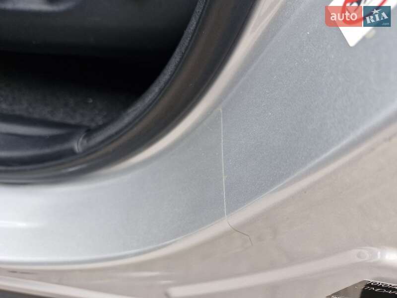 Внедорожник / Кроссовер Toyota RAV4 2014 в Николаеве