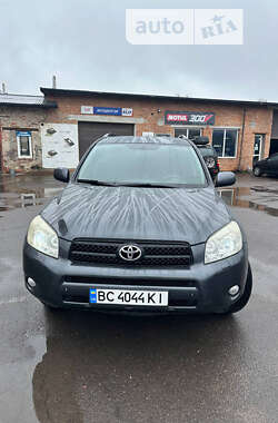 Внедорожник / Кроссовер Toyota RAV4 2006 в Львове