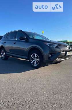 Позашляховик / Кросовер Toyota RAV4 2016 в Умані