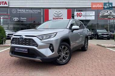 Внедорожник / Кроссовер Toyota RAV4 2021 в Хмельницком