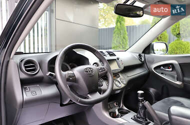 Внедорожник / Кроссовер Toyota RAV4 2011 в Дрогобыче