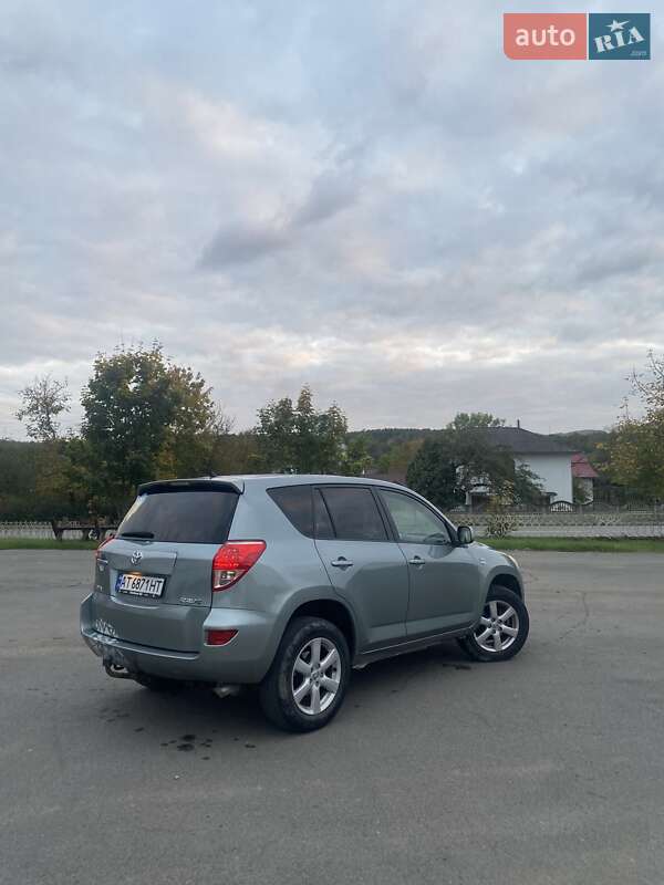 Внедорожник / Кроссовер Toyota RAV4 2008 в Коломые