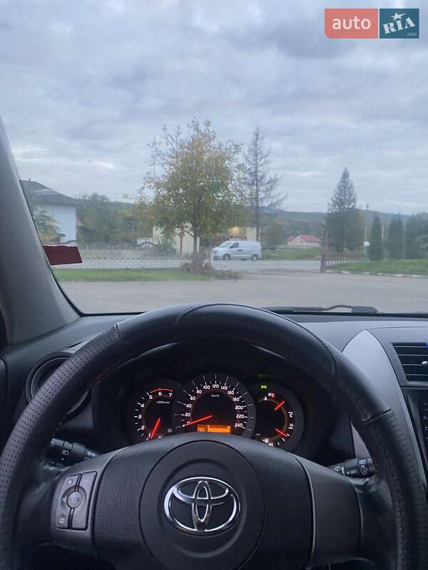 Внедорожник / Кроссовер Toyota RAV4 2008 в Коломые