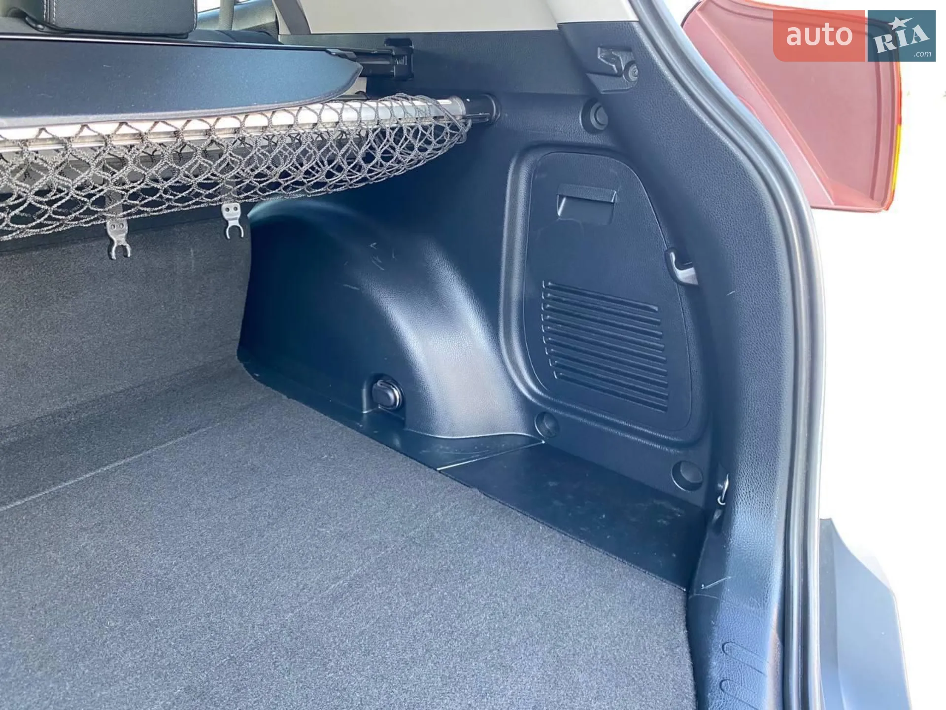 2015 Toyota RAV 4 - мініатюра 35