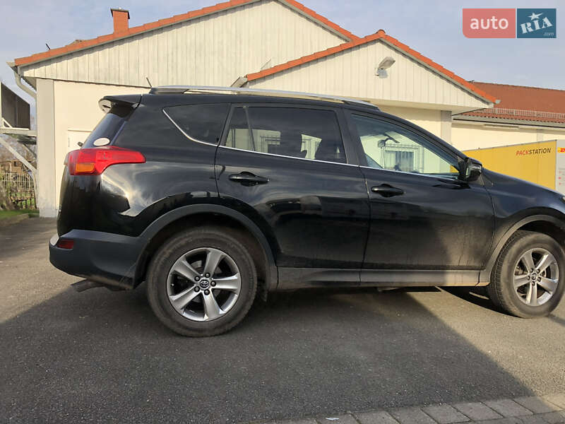 Внедорожник / Кроссовер Toyota RAV4 2014 в Броварах