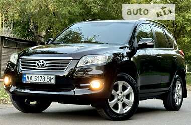 Toyota RAV4 2010